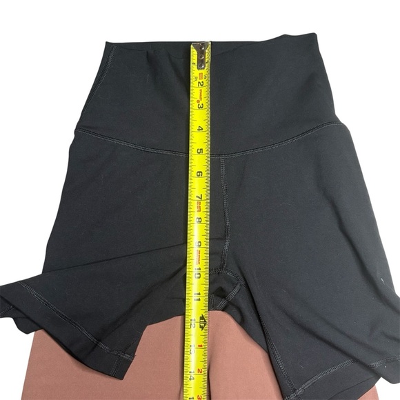 NWT Yogalicious Lux Black/Myristica 2pk Biker Shorts Size Small - Picture 4 of 8